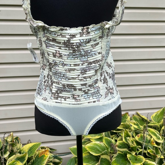 NWT Free People Weekend Plans Tea Combo Ivory Pleated Bodysuit - Picture 14 of 14